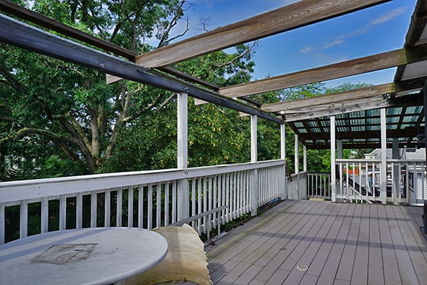 Building Photo - 160 Brown St