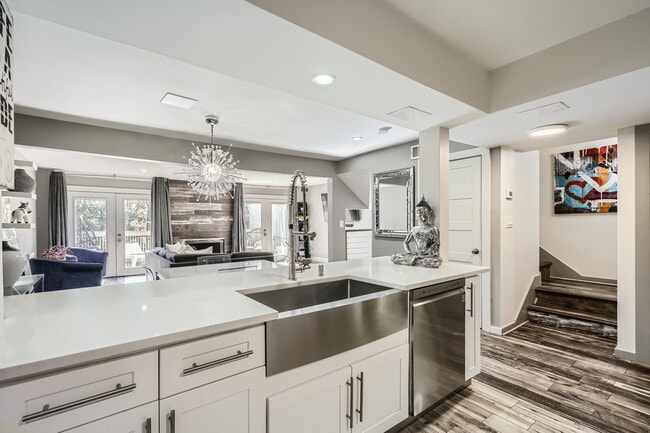 Building Photo - 1204 Druid Knoll Dr NE
