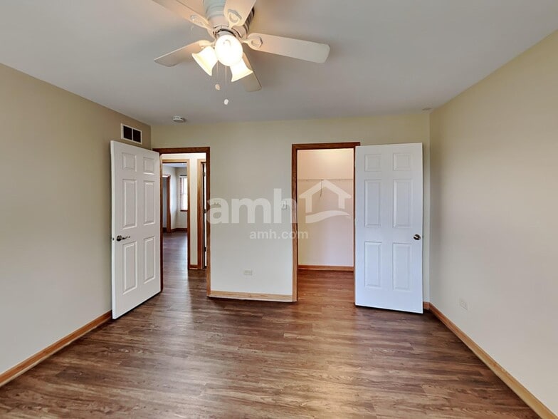 Building Photo - 6917 Monmouth Dr