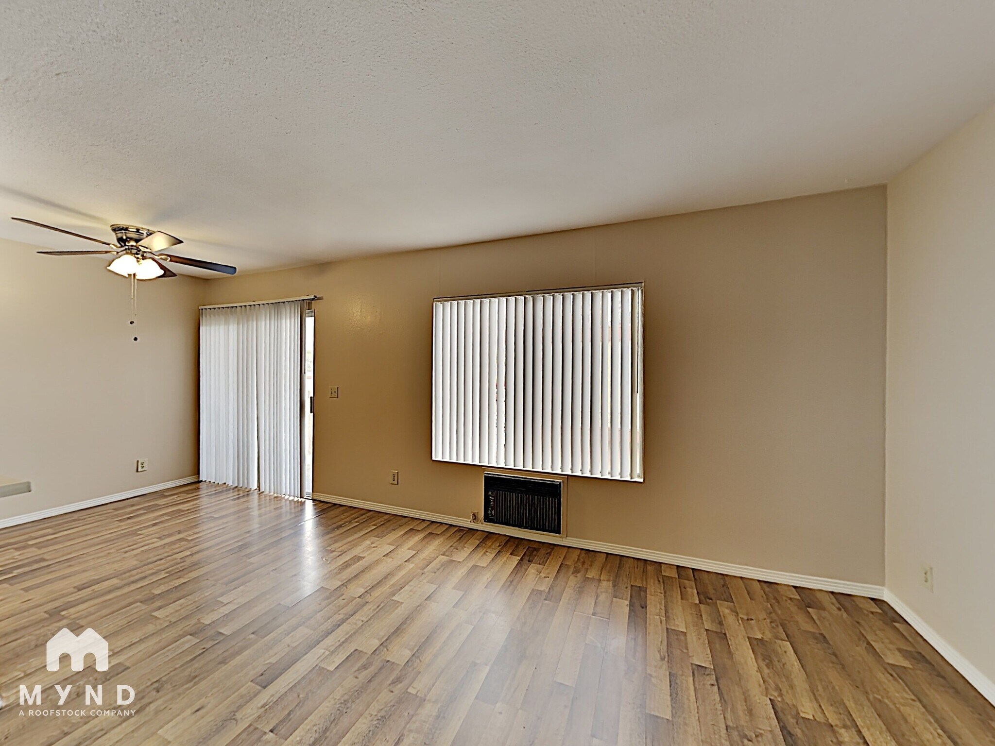 Building Photo - 9550 Carroll Canyon Rd