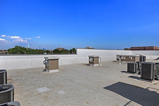 Building Photo - 1542 John F. Kennedy Blvd