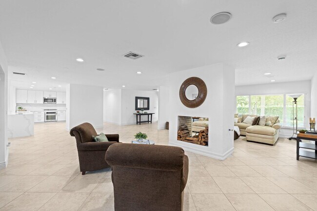 Building Photo - 7447 NW 82nd Terrace