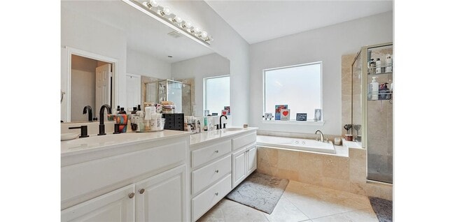 Building Photo - 7918 Ruskin Cir