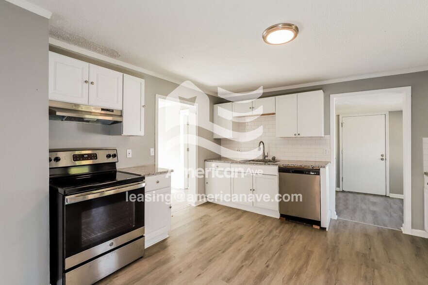 Building Photo - 3632 Jaynes St