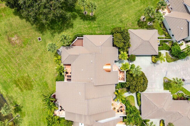Building Photo - 2584 Muirfield Ct