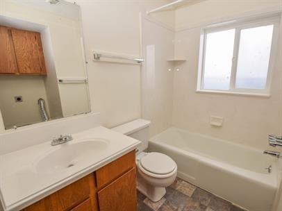 Building Photo - 863 W 530 S