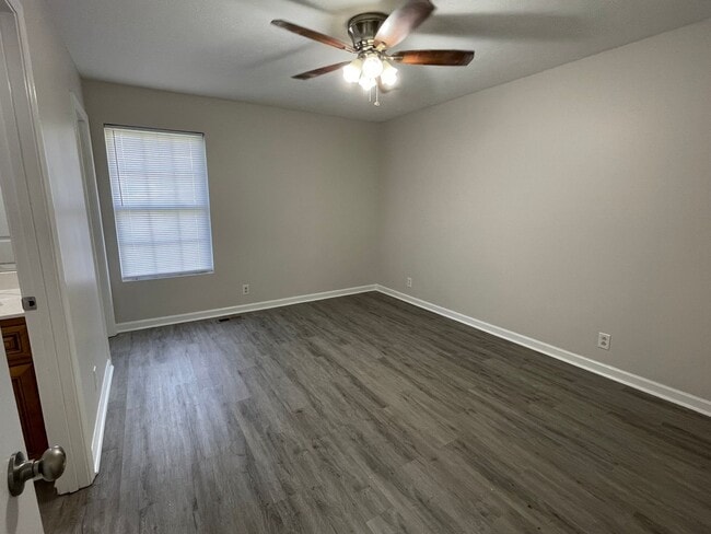 Building Photo - 1708 Underwood St