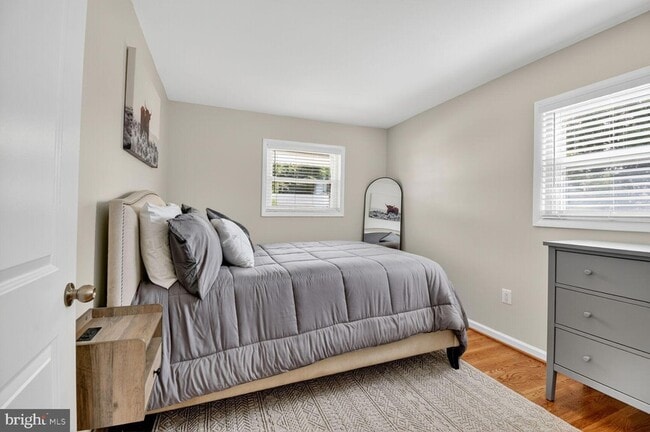 Building Photo - 6801 Trowbridge Pl