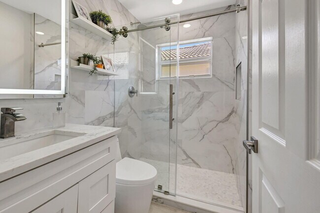 Building Photo - 11287 Vivero Ave
