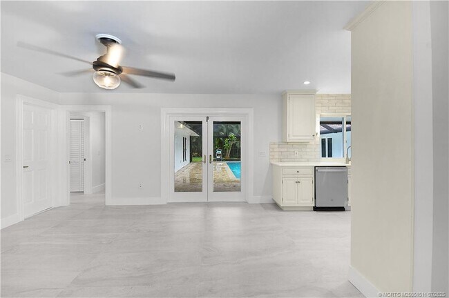 Building Photo - 4 Copaire Rd