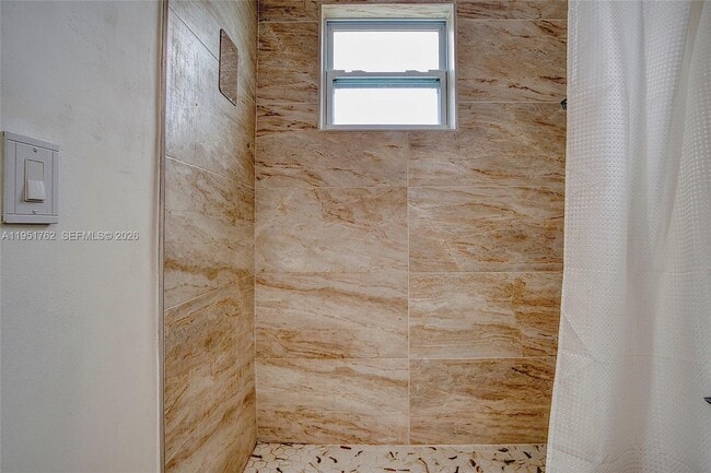 Building Photo - 4300 SW 67th Ave