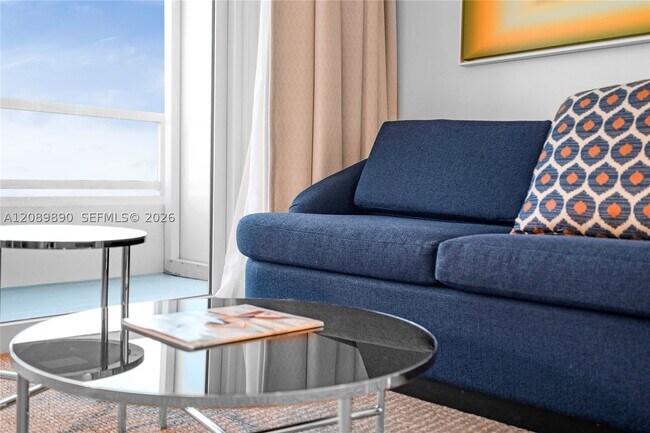 Building Photo - 4401 Collins Ave