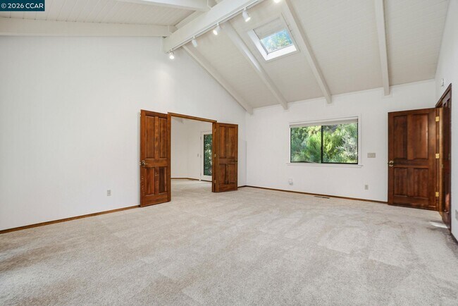 Building Photo - 2561 Rolling Hills Ct