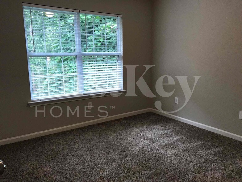 Building Photo - 5505 Our Rd