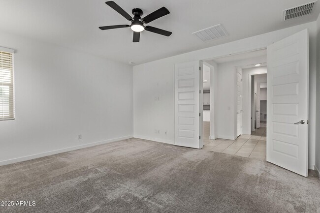 Building Photo - 4942 N 194th Dr