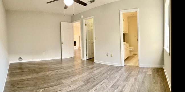 Building Photo - 502 Black Jack Cove