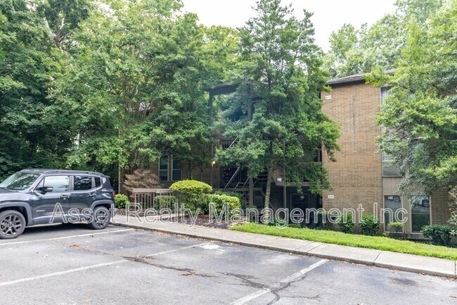 Building Photo - 8510 Madrid Ct