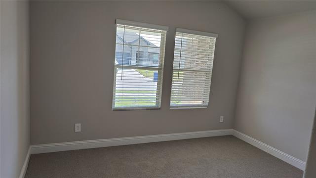 Building Photo - 3710 Canyon Dr