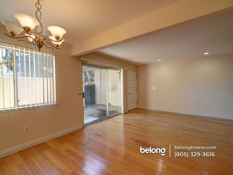 Building Photo - 1750 Prefumo Canyon Rd