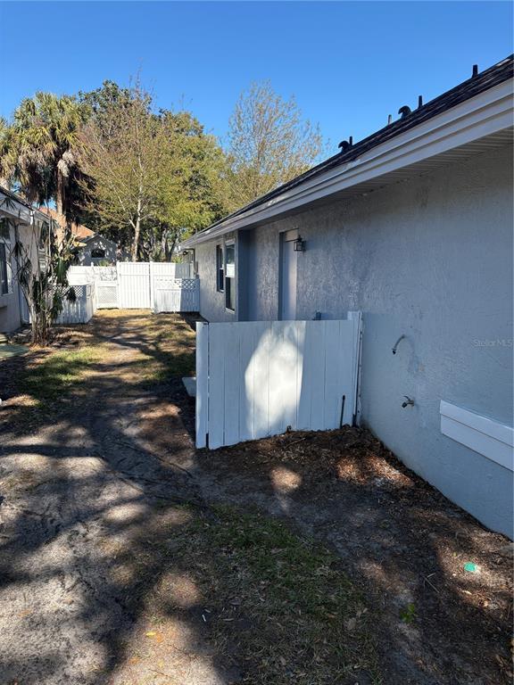 Building Photo - 8045 Landgrove Ct