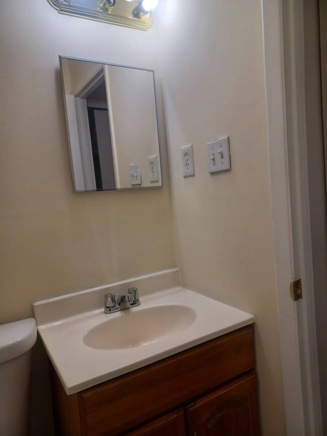 Building Photo - 156-50-156-78 78th St