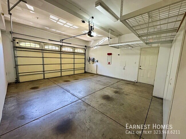 Building Photo - 11018 Benjamin Ln