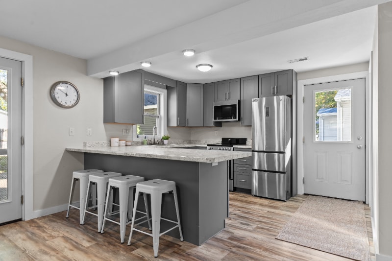 Building Photo - 1004 W Kamps Ave