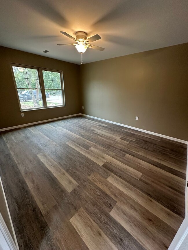 Building Photo - BRAND NEW BUILD!!! 3 Bedroom, 1 Bathroom D...