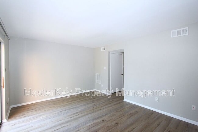 Building Photo - 1273 Teakwood Pl