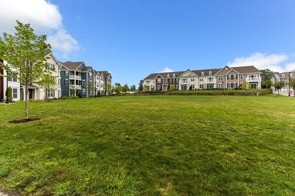Building Photo - 1008 Bradish Ln