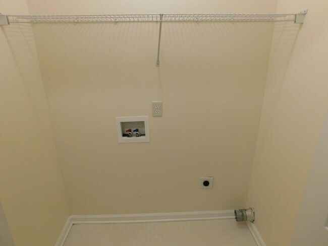 Building Photo - Duplex in Havelock