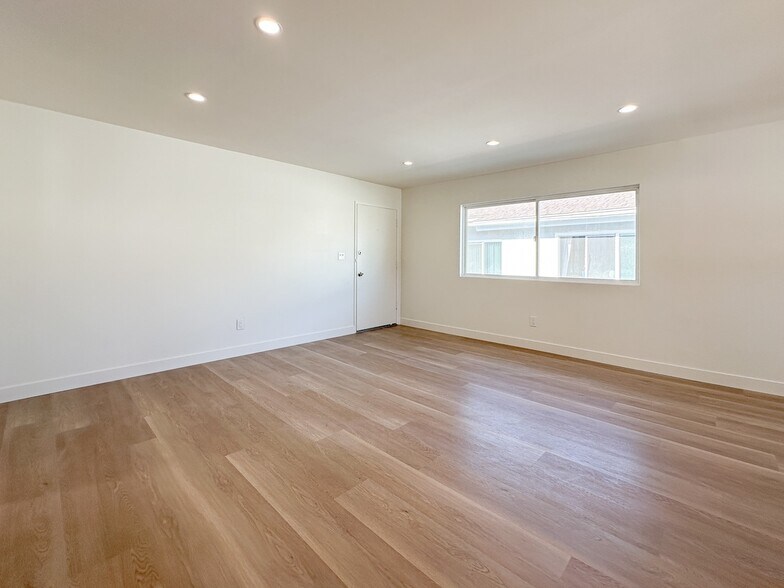 Building Photo - 1206 Agate St