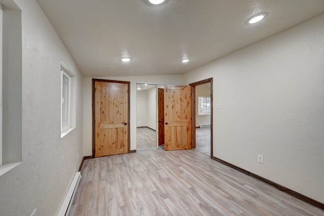 Building Photo - 26339 Pleasant Park Rd