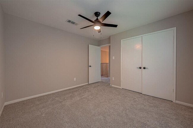 Building Photo - 14736 Perthshire Rd