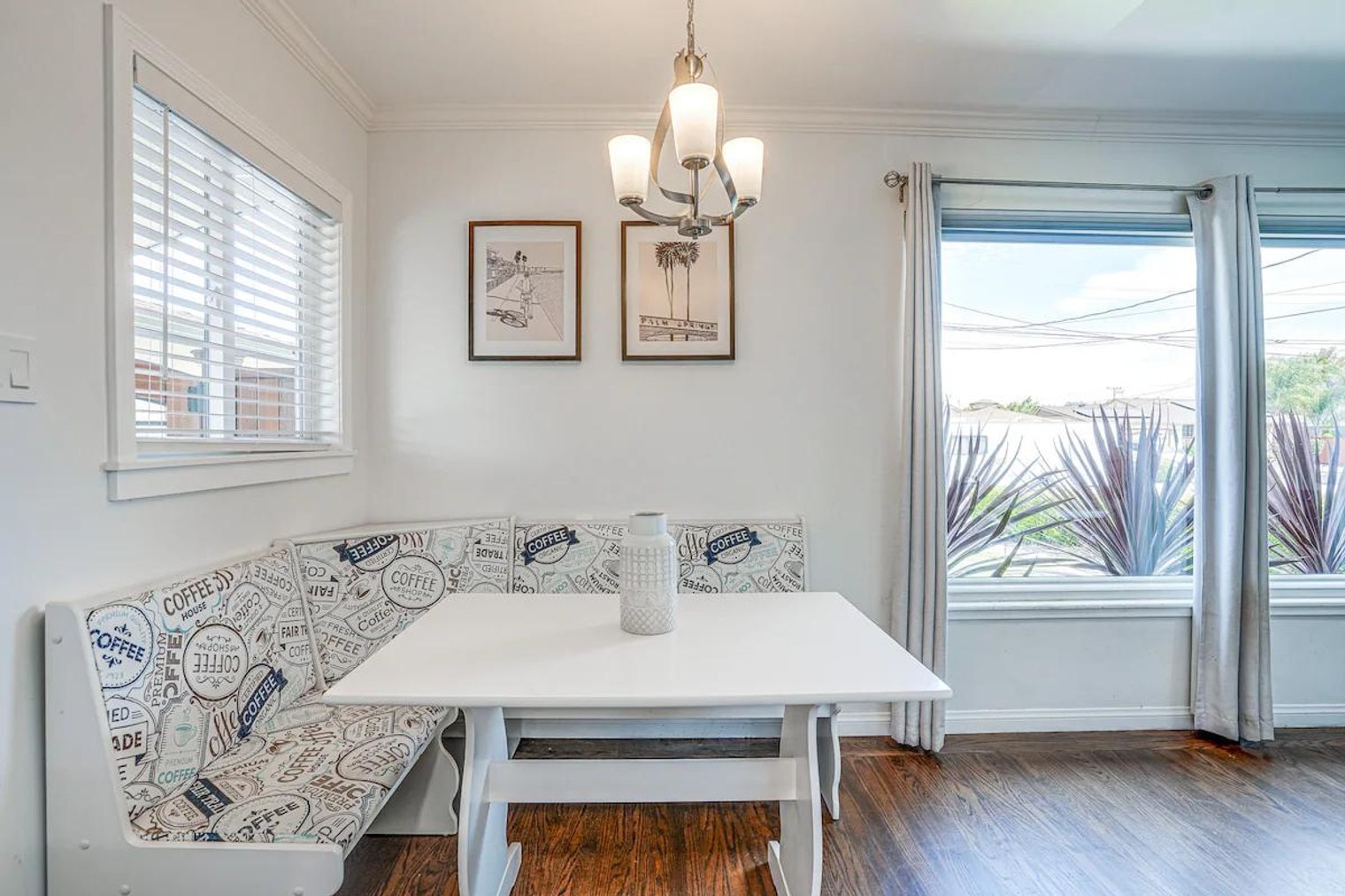 Building Photo - 1338 Thais Ln