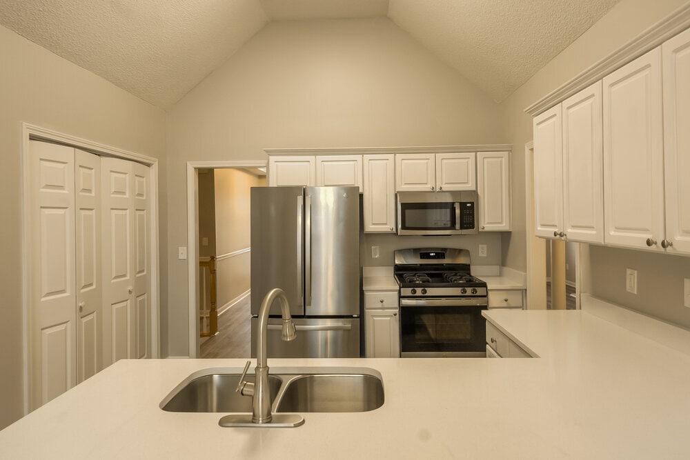 Building Photo - 2059 Spicers Ln
