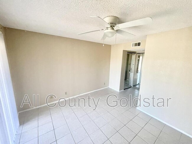 Building Photo - 19505 Quesada Ave