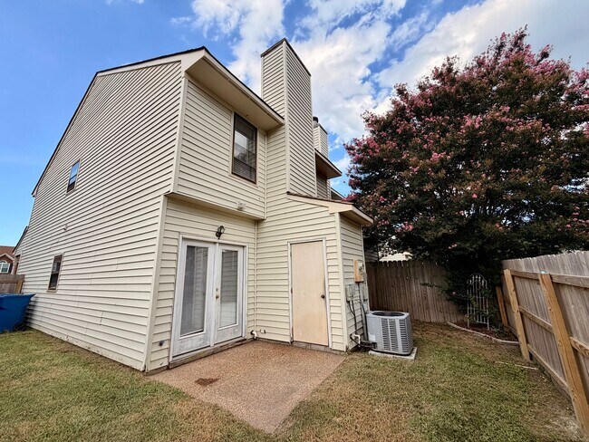 Building Photo - 4213 Minnard Ct
