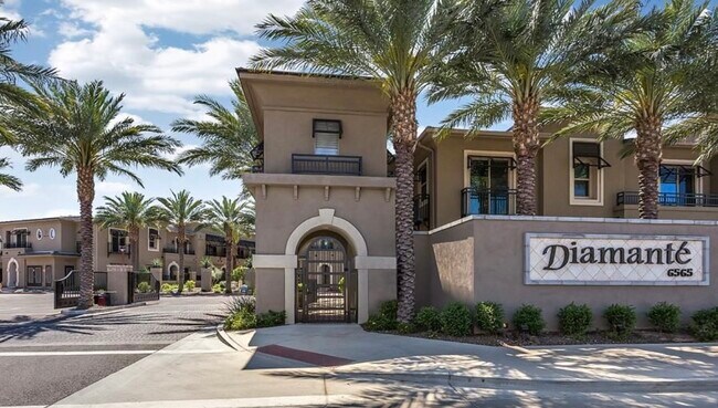 Building Photo - 6565 E Thomas Rd