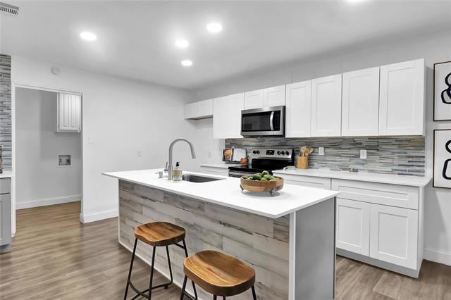 Building Photo - 7408 Meadowview Terrace