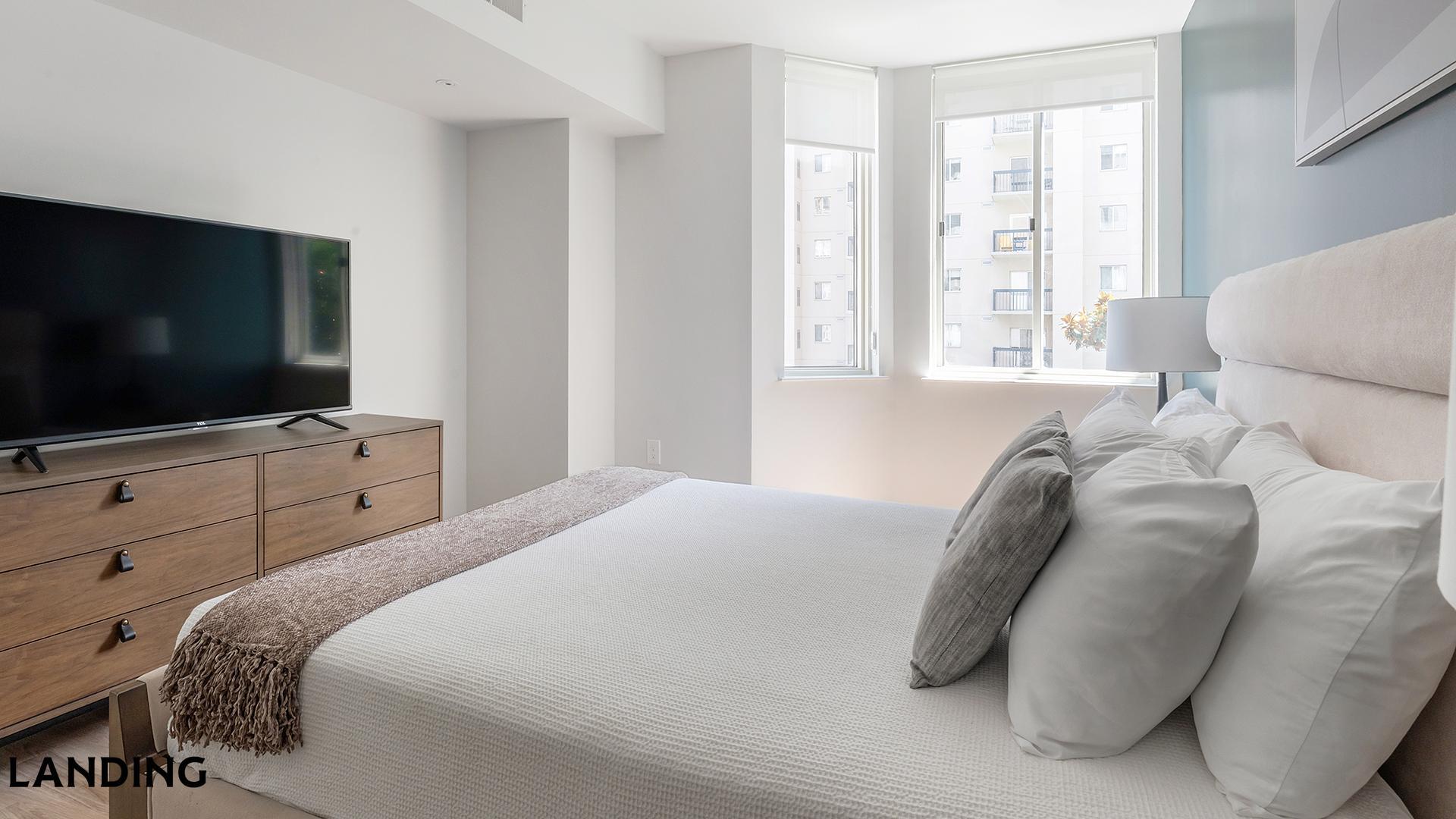 Building Photo - 1221 S Eads St