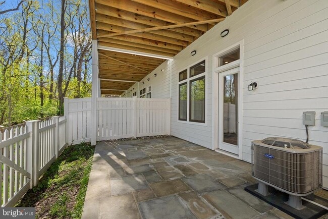 Building Photo - 3717 Glenmoor Reserve Ln