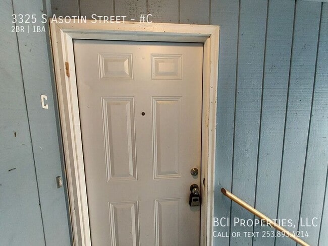 Building Photo - 3325 S Asotin St