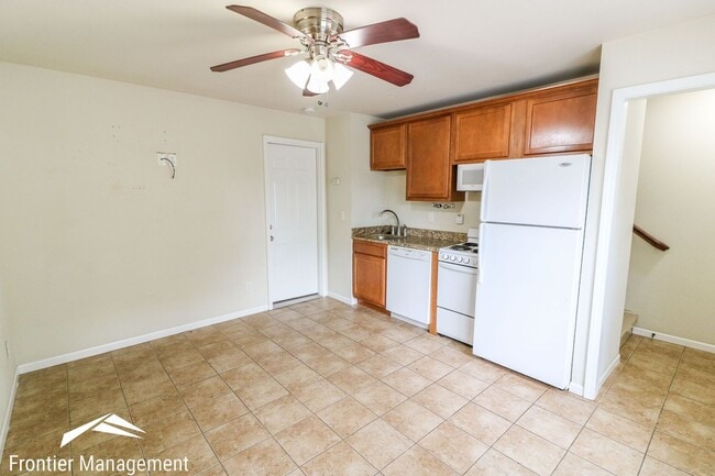 Building Photo - 1223 N 12th St