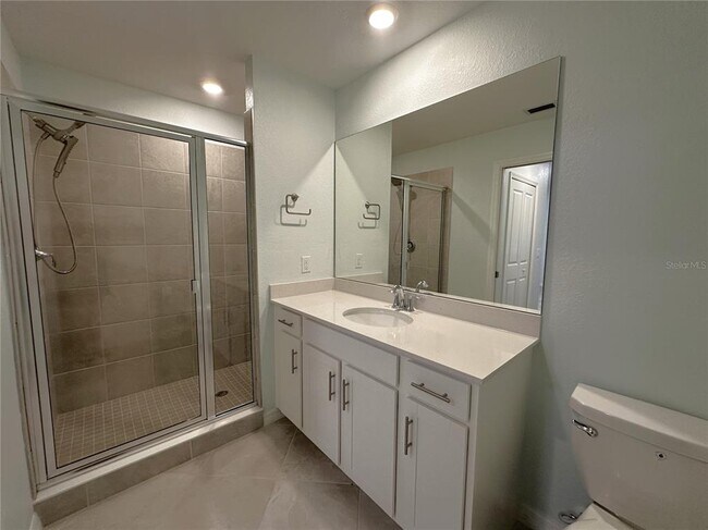 Building Photo - 14211 Heritage Landing Blvd