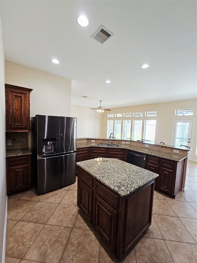 Building Photo - 14715 E Ginger Spice Ct