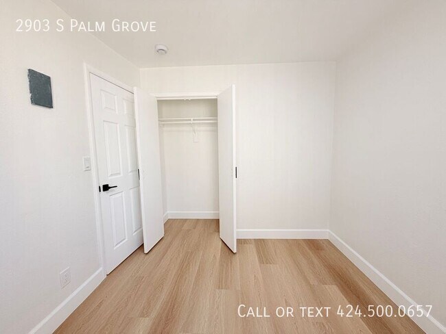 Building Photo - 2903 S Palm Grove Ave