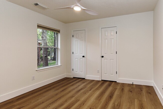 Building Photo - 122 S Abram Cir