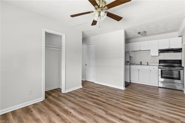 Building Photo - 200 Pullman Ave