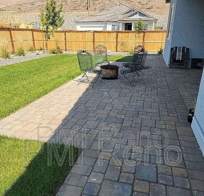 Building Photo - 8402 Simsbury Dr